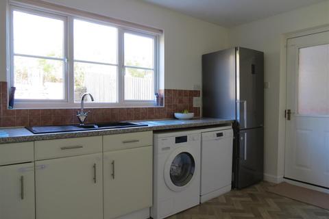 42 Larcombe Road, St Austell, PL25 3EZ