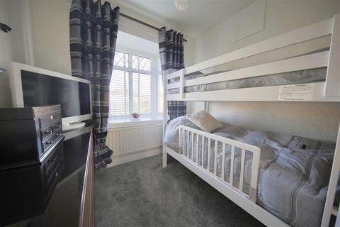 565 Broadway, Chadderton, Oldham, OL9 8DW