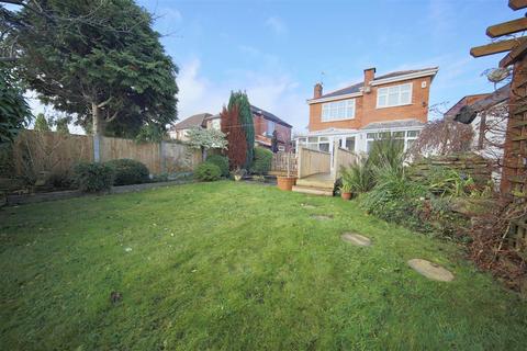 565 Broadway, Chadderton, Oldham, OL9 8DW