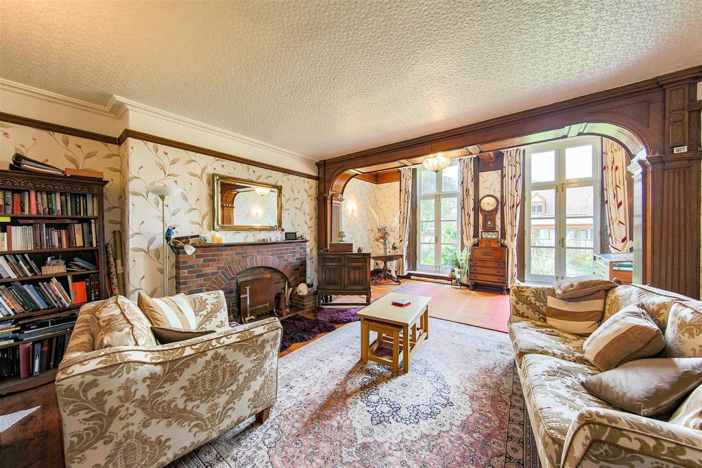 Cross Pit Lane, Rainford, St. Helens 7 bed detached house £560,000