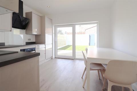 96 Nuxley Road, Belvedere, DA17 5LD