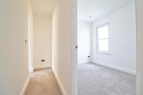 96 Nuxley Road, Belvedere, DA17 5LD