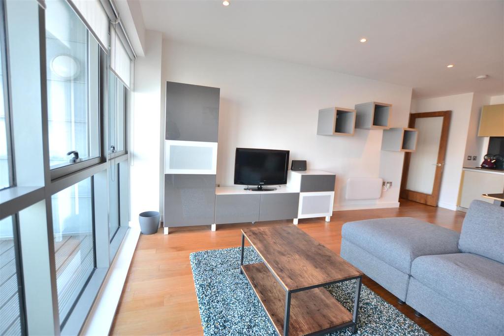 Waterside Apartments, William Jessop Way 2 bed apartment £925 pcm (£