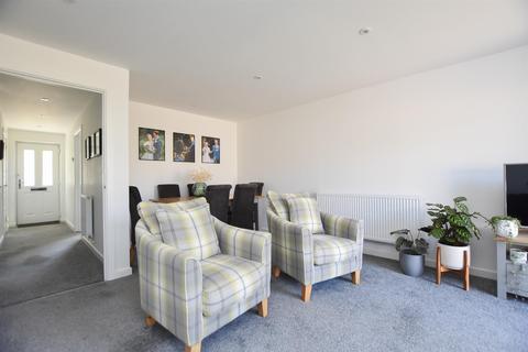 17 Downey Close, St Leonards-on-sea, TN37 7LJ