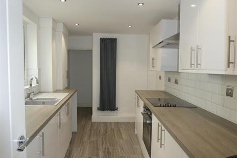 3 bedroom terraced house to rent, 25 Freeman Street Brynhyfryd Swansea