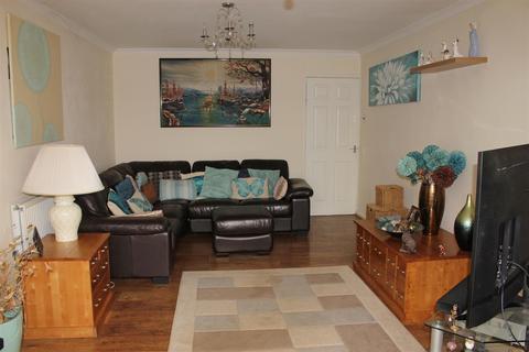 2 Main Road, Austrey, Atherstone, CV9 3EH