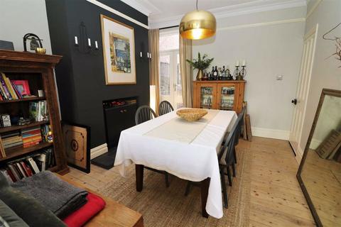 44 College Road, Manchester, M16 8FH