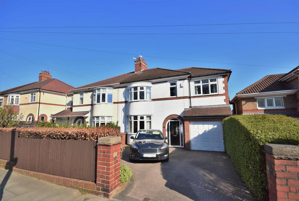 Cairnside, East Herrington, Sunderland 4 bed semidetached house £260,000