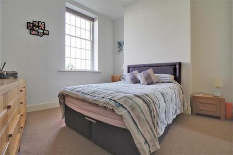 28 The Crescent, Gloucester, GL1 3LF