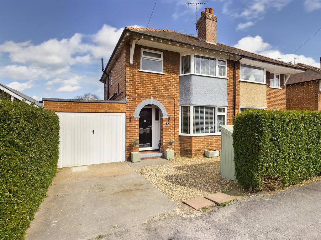 Manorfield Avenue, Driffield 3 bed semidetached house for sale £195,000