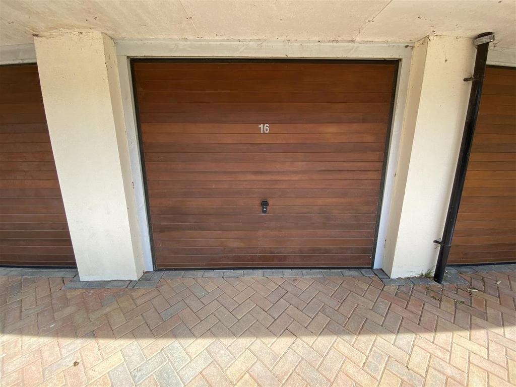 Boscawen Woods, Truro 2 bed duplex £299,950