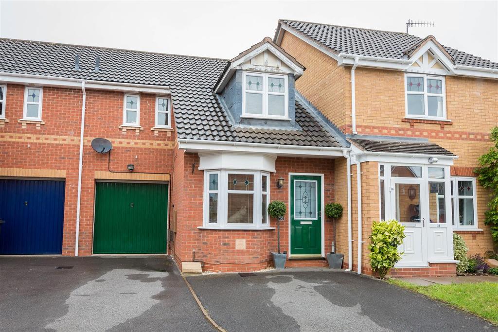 Marchwood Close, Brockhill, Redditch 3 bed terraced house £895 pcm (£