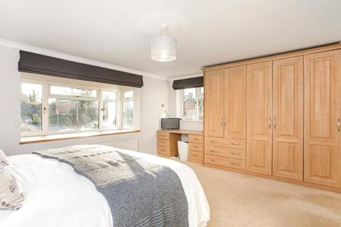 11 Almond Close, Old Basing, Basingstoke, RG24 7DW