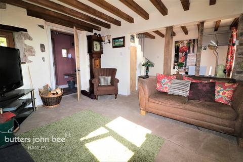 4 The Square, Whiston, Stoke-on-trent, ST10 2JA