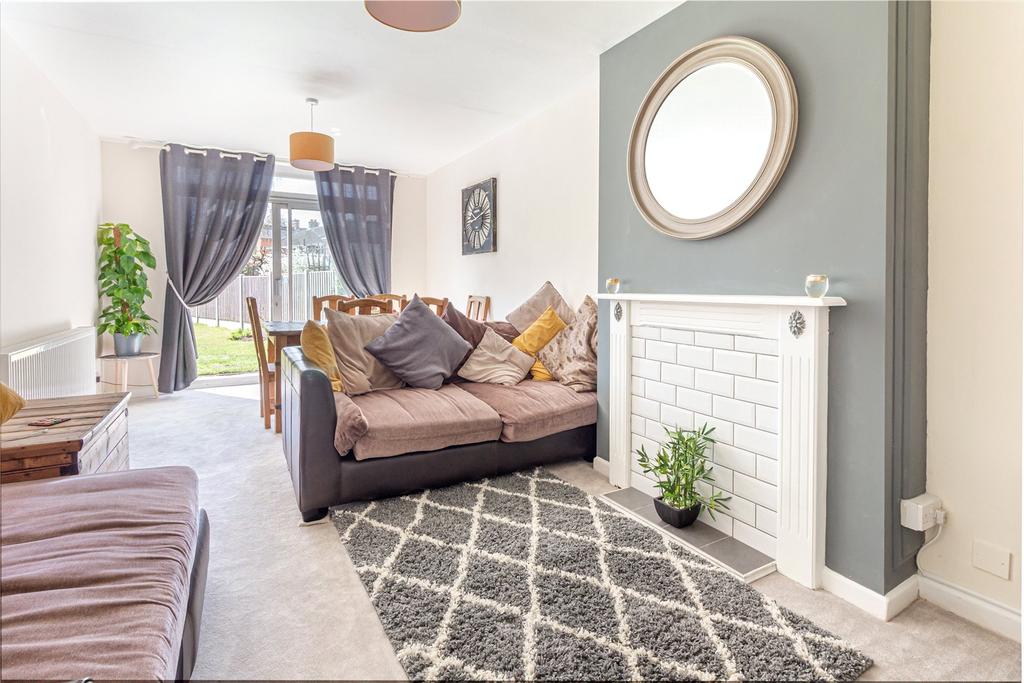 Oldbury Road, Worcester, WR2 3 bed detached house £375,000