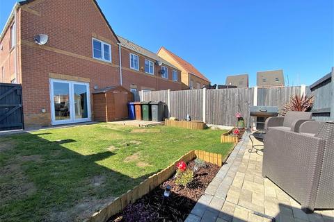 25 Thornham Meadows, Goldthorpe, Rotherham, S63 9GL