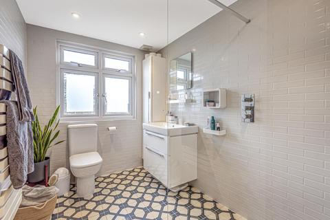 14 Derrick Road, Beckenham, BR3 3QQ