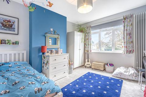 14 Derrick Road, Beckenham, BR3 3QQ