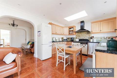 51 Beavers Lane, Hounslow, TW4 6EH