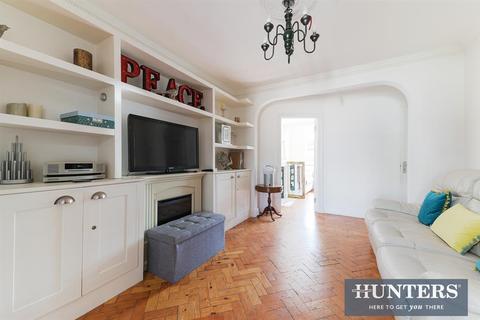 51 Beavers Lane, Hounslow, TW4 6EH