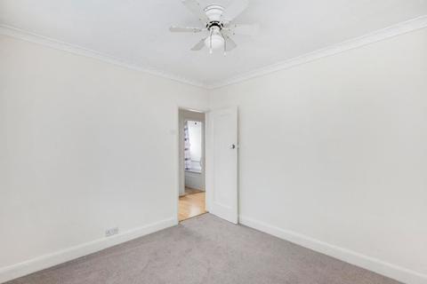 4 Windsor Avenue, London, SW19 2RR