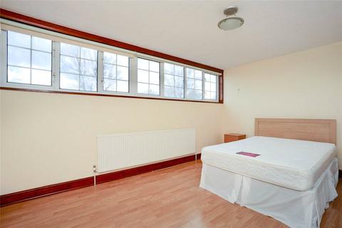 101 Ramilles Close, London, SW2 5DQ