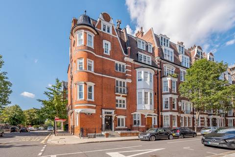 3 bedroom flat for sale, Sloane Court West, London