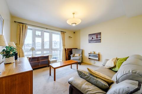 207 Wiltshire Close, London, SW3 2NZ