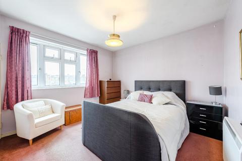 207 Wiltshire Close, London, SW3 2NZ