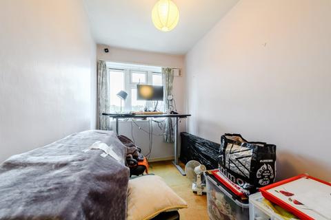 207 Wiltshire Close, London, SW3 2NZ