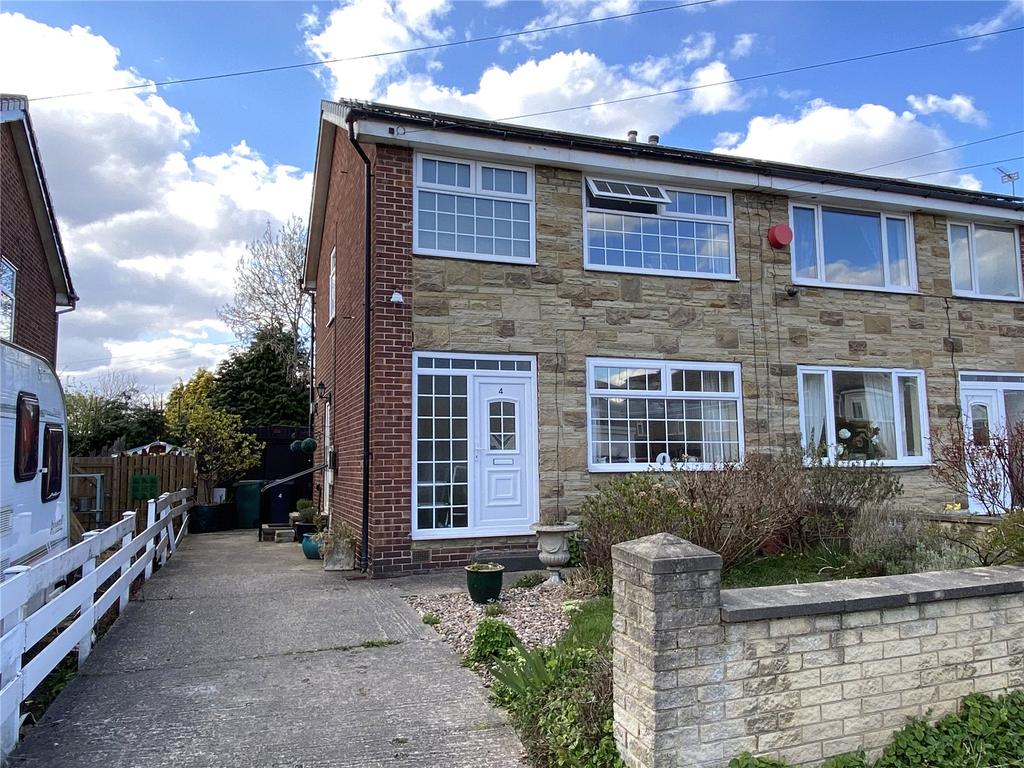 Churchill Grove, Heckmondwike, WF16 3 bed semidetached house £175,000