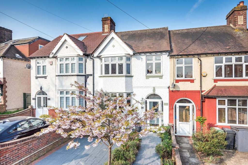 Milborough Crescent, Lee 3 bed terraced house £625,000