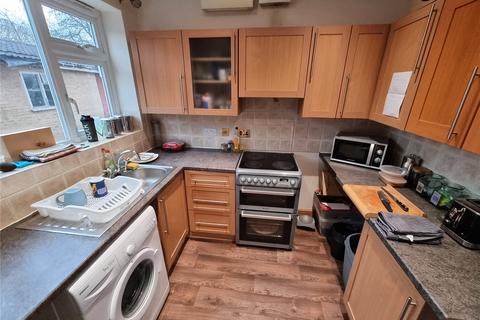 2 bedroom semi-detached house to rent, Greenhead Road, Gledholt, Huddersfield, HD1