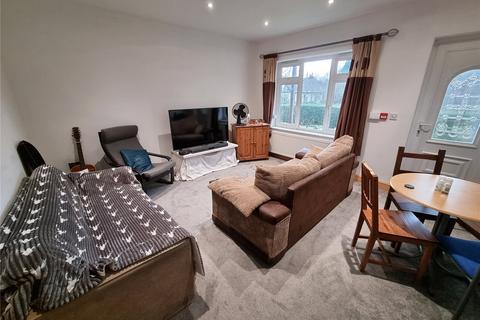 2 bedroom semi-detached house to rent, Greenhead Road, Gledholt, Huddersfield, HD1