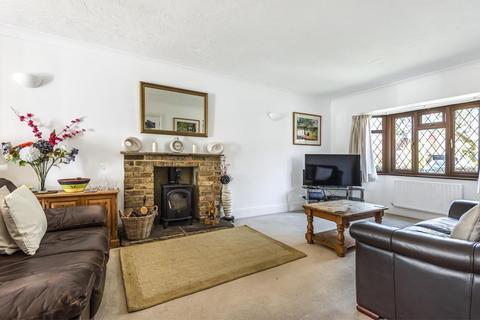 34 Ridgeway Close, Lightwater, GU18 5XX