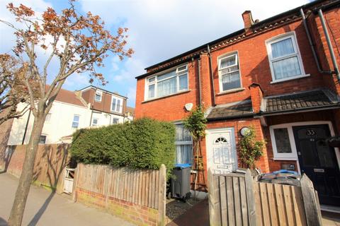 35 Alderton Road, Woodside, Croydon, CR0 6HH