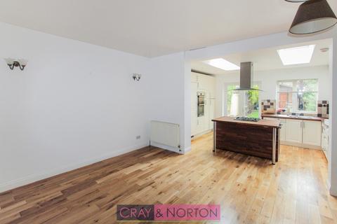 35 Alderton Road, Woodside, Croydon, CR0 6HH