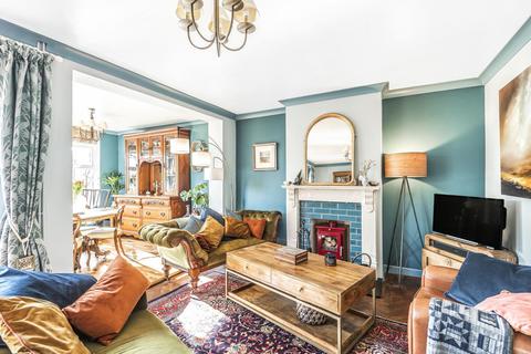 46 South Vale, London, SE19 3BA