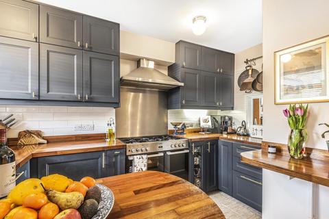 46 South Vale, London, SE19 3BA