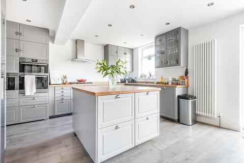 36 Bourne Vale, Bromley, BR2 7JW