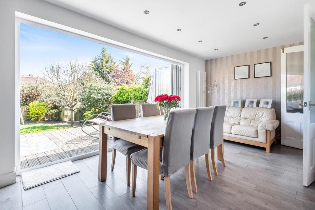 Bourne Vale, Hayes 4 bed semidetached house £775,000