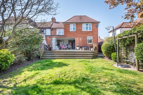 36 Bourne Vale, Bromley, BR2 7JW