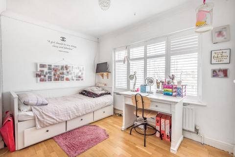 36 Bourne Vale, Bromley, BR2 7JW