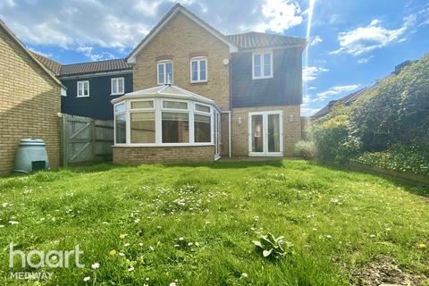 1 Cutter Close, Upnor, Rochester, ME2 4GY