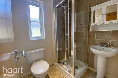 1 Cutter Close, Upnor, Rochester, ME2 4GY