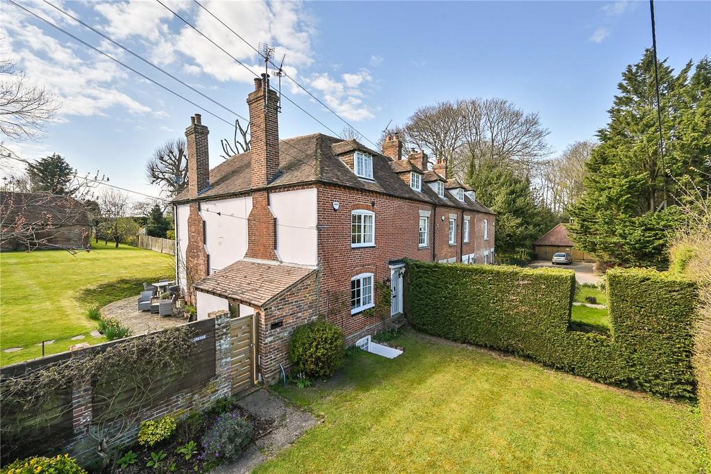 Ashford Road, Sheldwich, Faversham, ME13 4 bed end of terrace house £