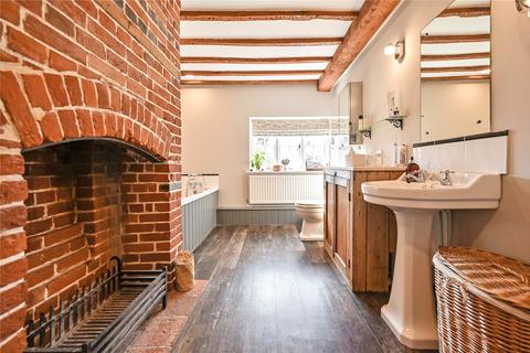 5, Lords Cottages Ashford Road, Sheldwich, Faversham, ME13 0NJ