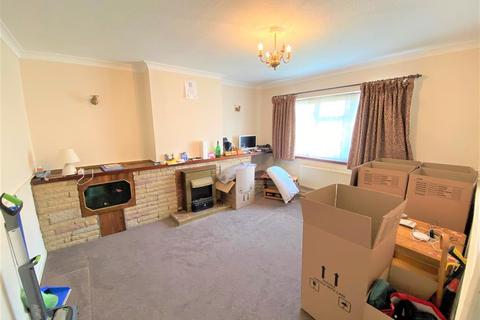 46 Chestnut Close, Hayes, UB3 1JG