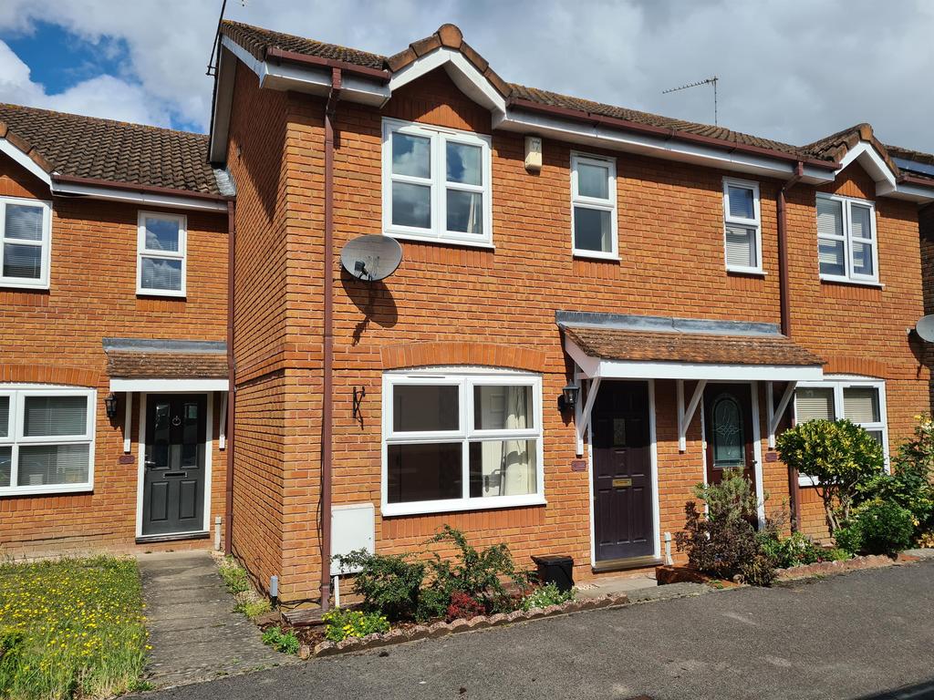 Roman Way, Warfield, Bracknell, RG42 7UT 2 bed terraced house £1,150