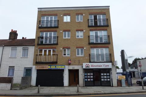 1 bedroom flat to rent, London Road, Mitcham, Surrey CR4